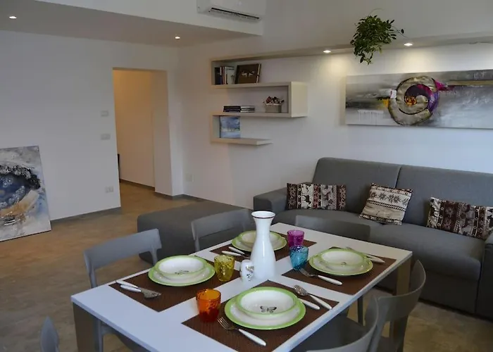 Pare Bay - - Amazing View